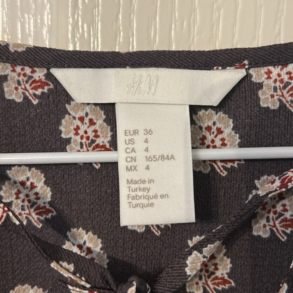 H&M Patterned Dress - Picture 3 of 5